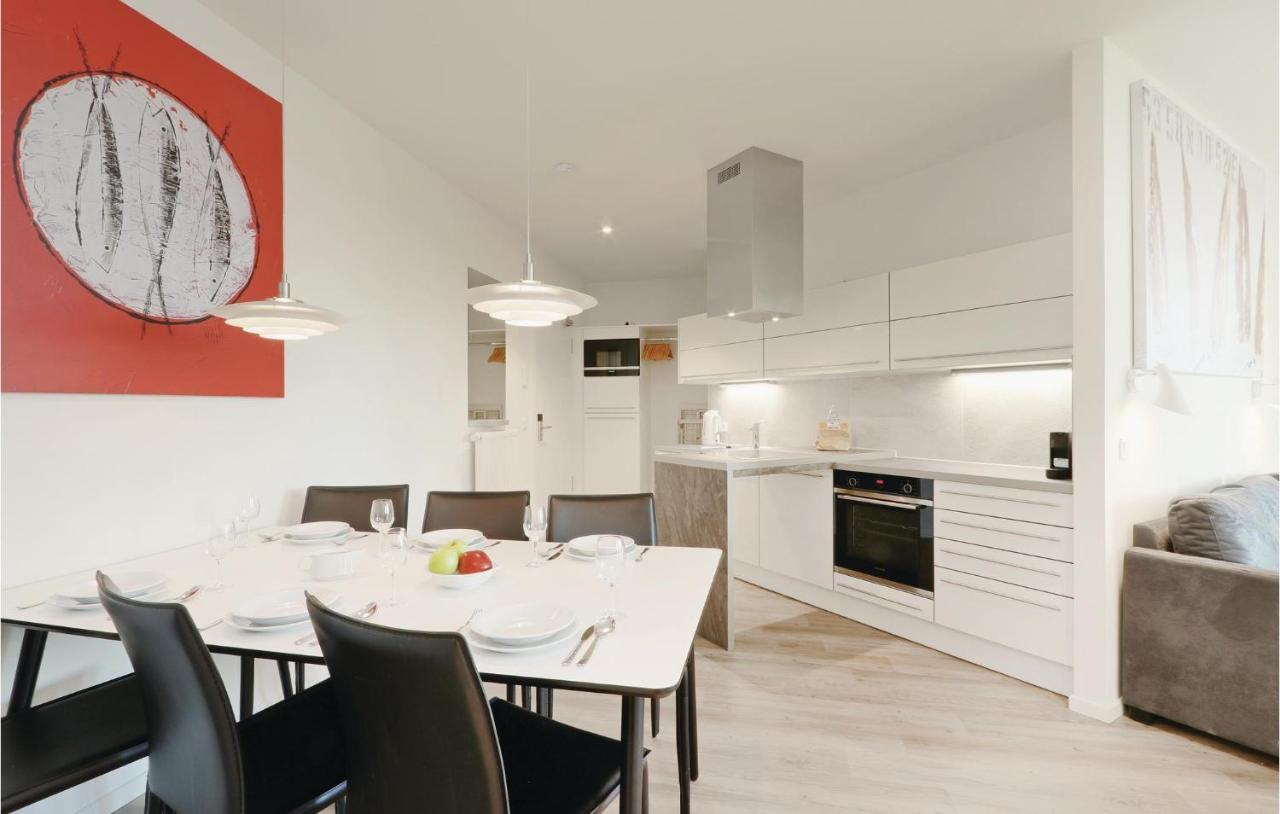 Cozy Apartment In Luebeck Travemuende With Sauna Buitenkant foto