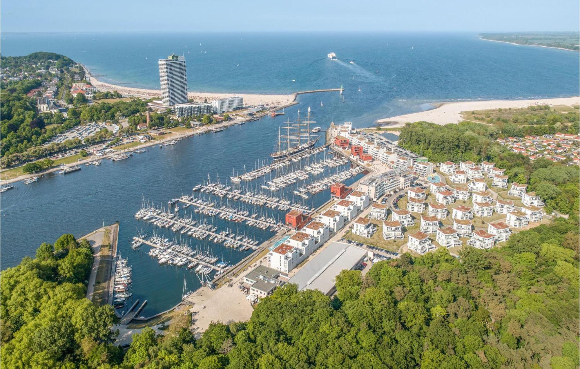 Cozy Apartment In Luebeck Travemuende With Sauna Buitenkant foto